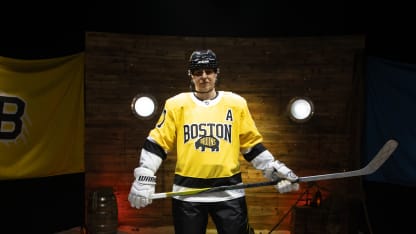2025_12_03_NHL_StadiumSeries_Bruins_Player_260