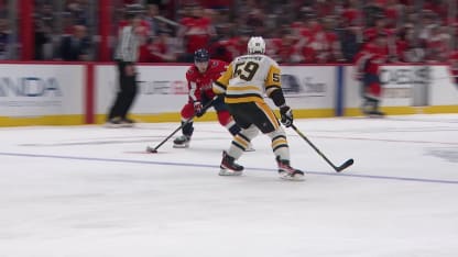 PIT@WSH: McMichael scores goal against Stuart Skinner