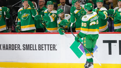 Johansson scores his second on empty net