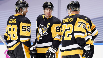 Crosby_Penguins_talk