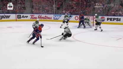 Klingberg se joint à la fête