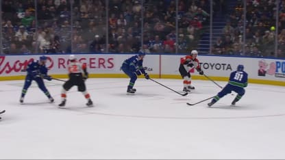 PHI@VAN: Konecny scores goal against Thatcher Demko