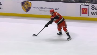 NSH@ANA: Zegras scores goal against Juuse Saros