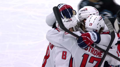Ovechkin seals hat trick on empty net