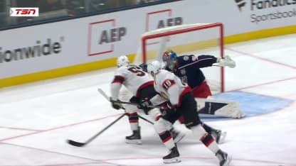 Perron steers puck home down low