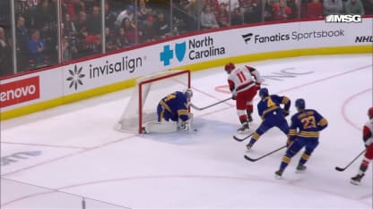 BUF@CAR: Lyon with a great save against Jordan Staal