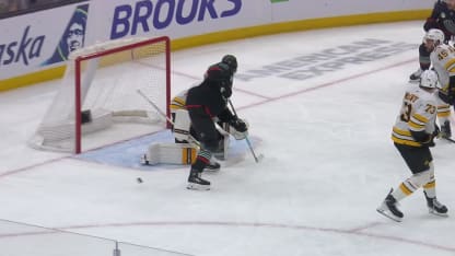 BOS@SEA: Eberle scores PPG against Jeremy Swayman