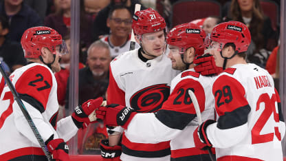 Walker scores 19 seconds in