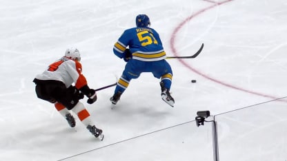 Dvorak marque son deuxième après un revirement