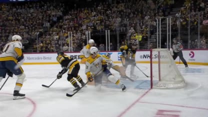 NSH@PIT: Saros with a great save against Thomas Novak