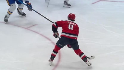 Leonard creuse l'écart avec un laser