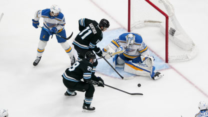 Photos: Mammoth 4, Blues 2 - Jan. 9, 2026