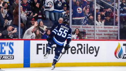 Scheifele closes out the 2nd with a goal