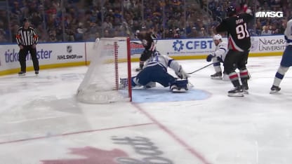 Zucker bien servi par Dahlin en A.N.