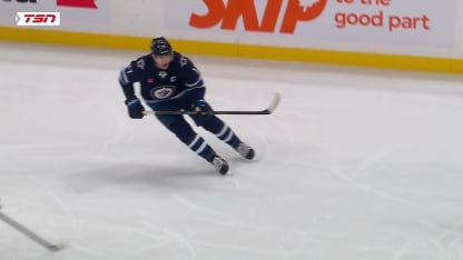 CBJ@WPG: Lowry scores goal against Elvis Merzlikins