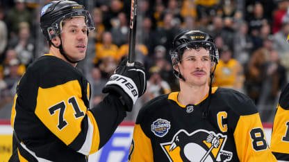 Crosby y Malkin responden en Estocolmo para los Penguins