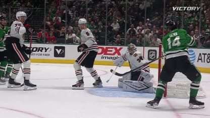 CHI@DAL: Benn scores goal against Petr Mrazek