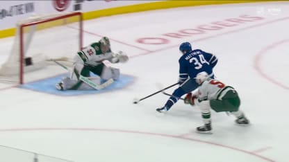 MIN@TOR: Matthews scores goal against Filip Gustavsson