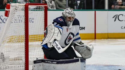 Winnipeg Jets blanquearon a Dallas Stars en duelo clave del Oeste