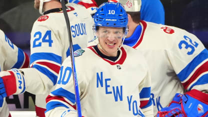 Rangers golpean otra vez