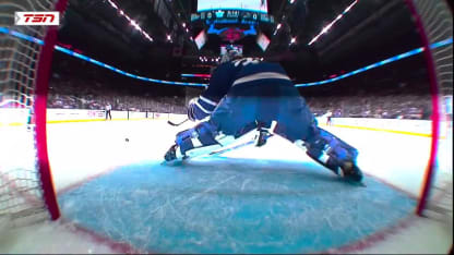 SJS@TOR: Hildeby with a great save against Ty Dellandrea