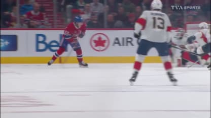 Caufield surprend Bobrovsky
