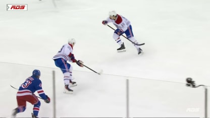 MTL@NYR: Newhook marque un but contre Igor Shesterkin