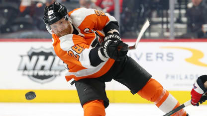 Giroux_shoots