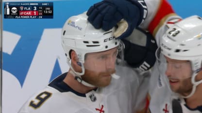 FLA at CAR: Bennett scores from the point