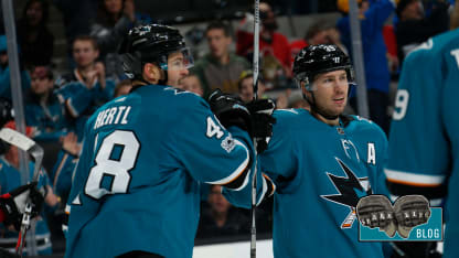 20171211-sharklife-hertl-stick