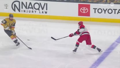 CAR@VGK: Stankoven scores goal against Carter Hart