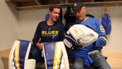 binnington_dad_lockerroom_16x9