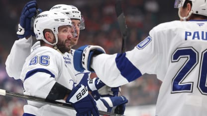 Tampa Bay Lightning bauen Siegesserie auf neun Spiele aus 