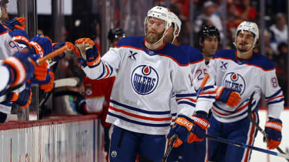 Tre poäng från Ekholm i Oilers seger