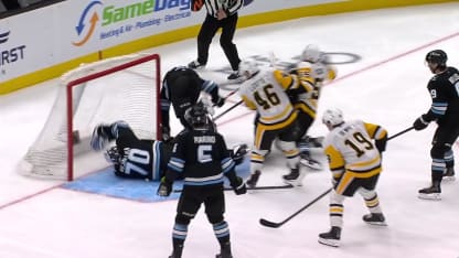 PIT@UTA: Acciari scores goal against Karel Vejmelka