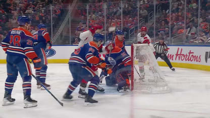 CAR@EDM: Martinook scores goal against Tristan Jarry