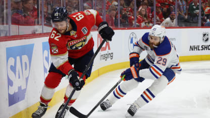 Fuenf Slapshots – Der ultimative Showdown in Spiel 7 zwischen Panthers und Oilers