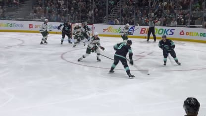 MIN@SEA: Larsson scores goal against Jesper Wallstedt