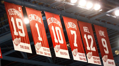 16_9_Joe_Louis_jerseys_rafters