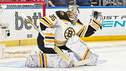 trophy tracker vezina goalies Bruins Ullmark Islanders Sorokin Jets Hellebuyck among favorites