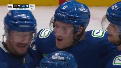 Boeser signs 7-year contract with Canucks