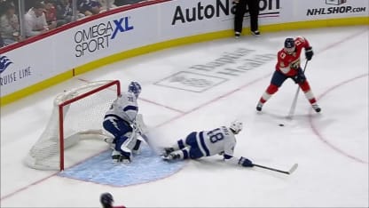 TBL@FLA: Johansson with a great save against Anton Lundell