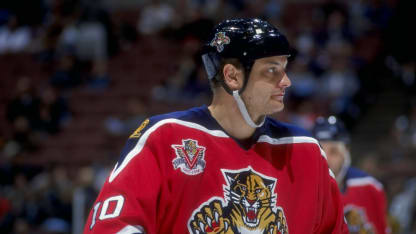 Leftwinger Esa Tikkanen of the Florida Panthers in action during a game against the Anaheim Mighty Ducks at Arrowhead Pond in Anaheim, California. The Ducks won the game, 8-3. Mandatory Credit: Elsa Hasch /Allsport