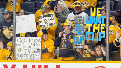 NHLBAM5_3FansPlayoffs1