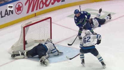 Hellebuyck se rachète de façon extraordinaire