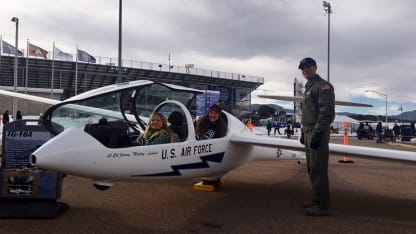 Fans_AirForce_FighterJet