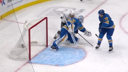 LAK@STL: Schenn scores PPG against Darcy Kuemper