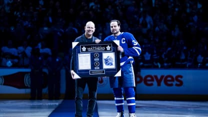 Toronto Maple Leafs Auston Matthews goal leader ceremony