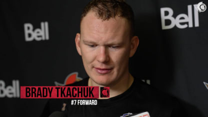 Brady Tkachuk dispo médias après le match contre COL