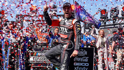 Photo 2 Daniel Suarez Nascar